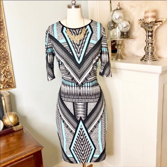 Bisou Bisou Dresses & Skirts - Bisou Bisou White Black & Green Aztec Sheath Dress